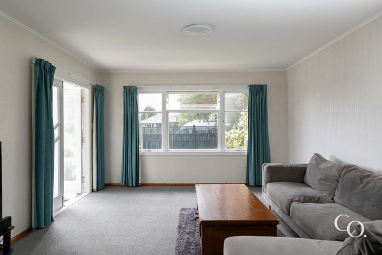 Photo of property in 24 Mill Road, Clive, 4102