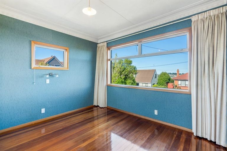 Photo of property in 2 Warwick Street, Balaclava, Dunedin, 9011