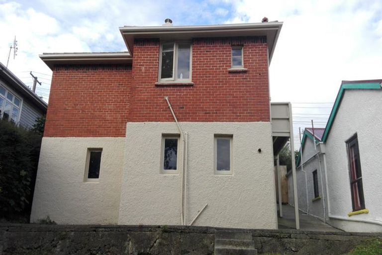Photo of property in 3 Thomson Street, Lookout Point, Dunedin, 9011