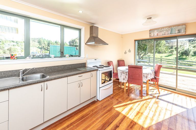 Photo of property in 7 Rangitatau East Road, Kai Iwi, Whanganui, 4578