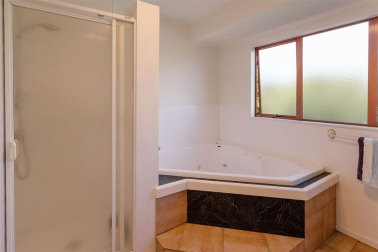 Photo of property in 16 Halligan Road, Whitianga, 3510