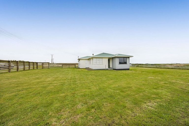 Photo of property in 253 Mawhitiwhiti Road, Normanby, Hawera, 4675