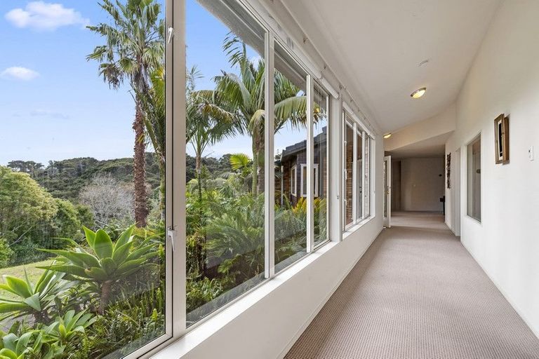 Photo of property in 20 Chester Avenue, Greenhithe, Auckland, 0632