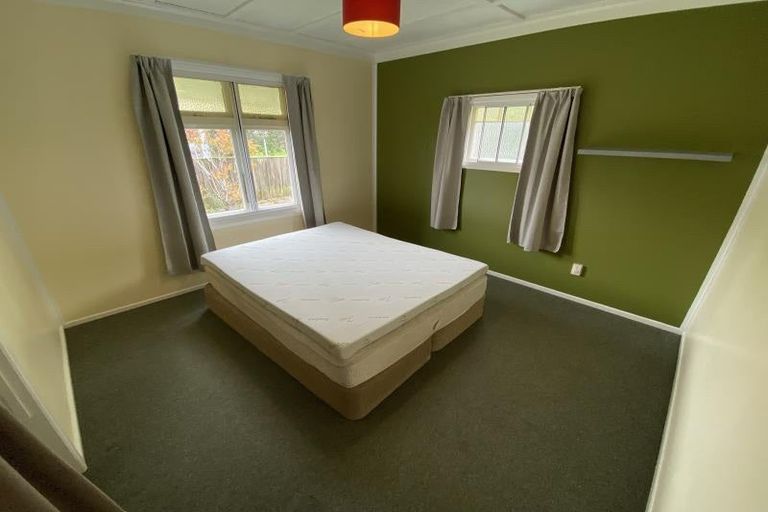 Photo of property in 33 Baring Terrace, Strandon, New Plymouth, 4312