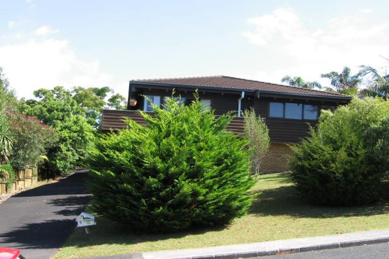 Photo of property in 6 Lingham Crescent, Torbay, Auckland, 0630