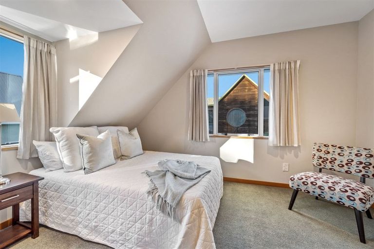 Photo of property in 11b Nutfield Lane, Cashmere, Christchurch, 8022