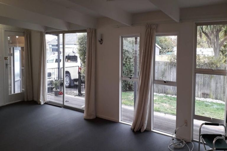 Photo of property in 2/49 Rutherford Street, Woolston, Christchurch, 8023