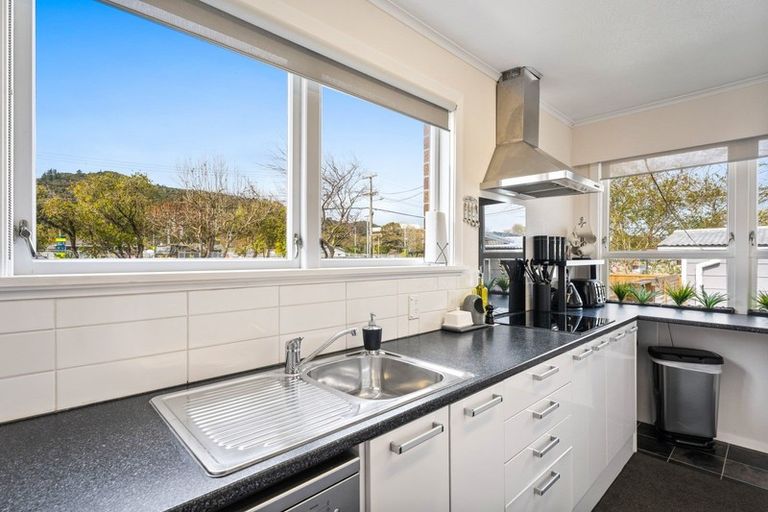 Photo of property in 2/34 Maclean Street, Wallaceville, Upper Hutt, 5018