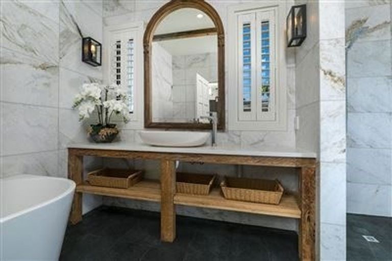 Photo of property in 20 Myra Evelyn Grove, Dairy Flat, Albany, 0792