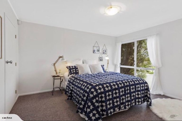 Photo of property in 13 Mallard Grove, Churton Park, Wellington, 6037