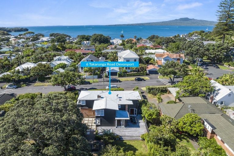 Photo of property in 6 Takarunga Road, Devonport, Auckland, 0624