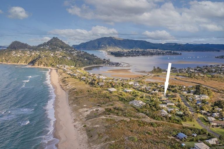 Photo of property in 152 Ocean Beach Road, Tairua, 3508
