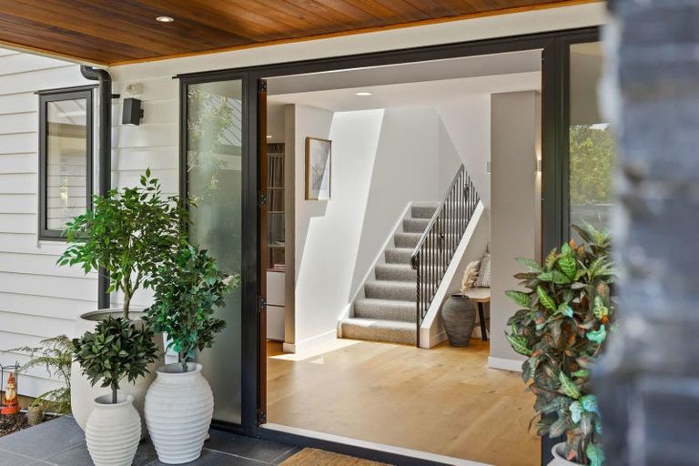 Photo of property in 16 Collings Drive, Lucas Heights, Albany, 0793