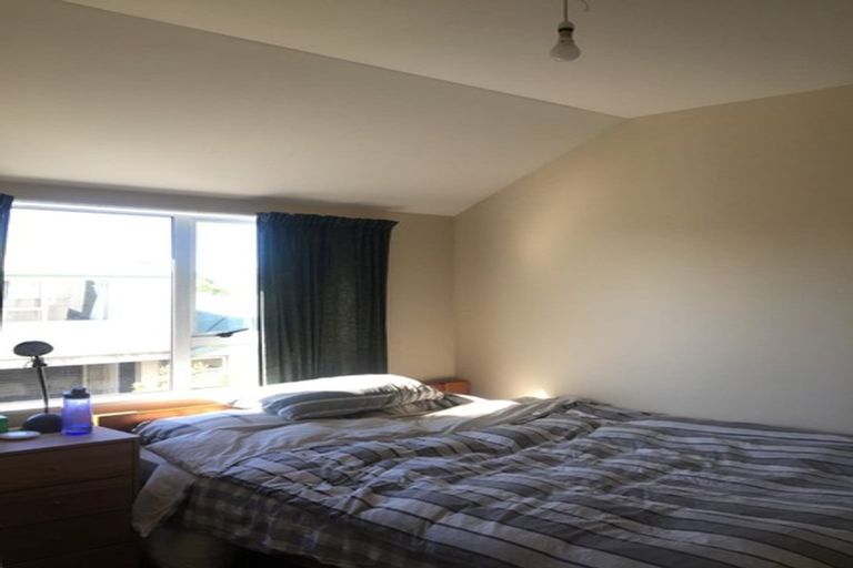 Photo of property in 106 Waltham Road, Sydenham, Christchurch, 8023