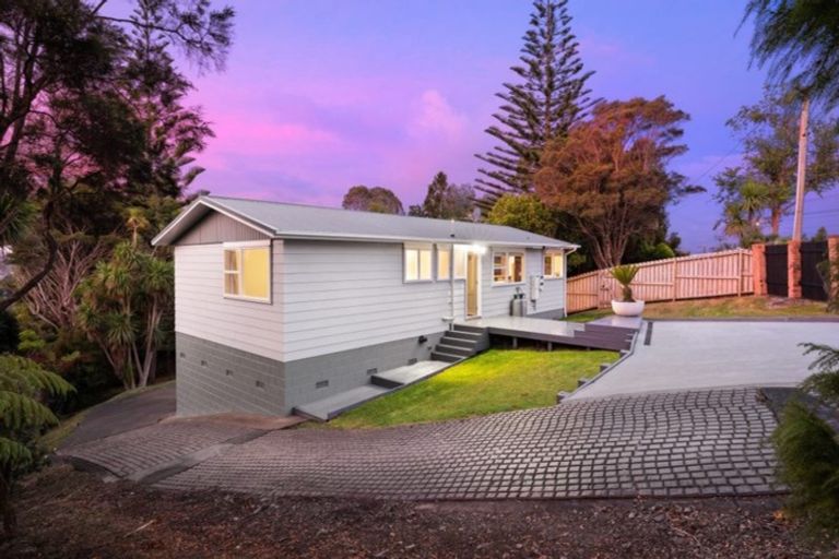 Photo of property in 109 Glengarry Road, Glen Eden, Auckland, 0602