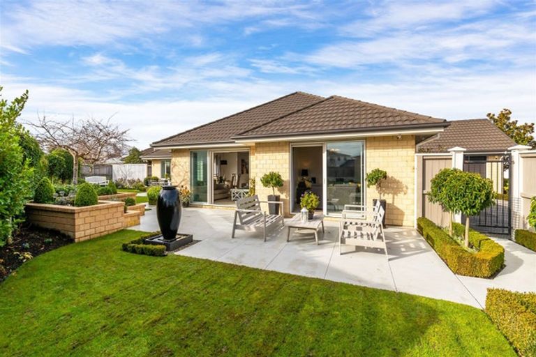 Photo of property in 61 Westpark Drive, Burnside, Christchurch, 8053