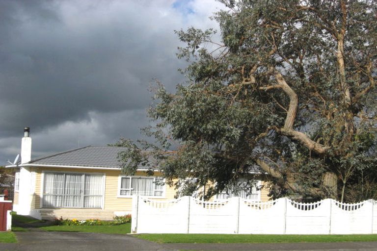 Photo of property in 17 Barrett Road, Whalers Gate, New Plymouth, 4310