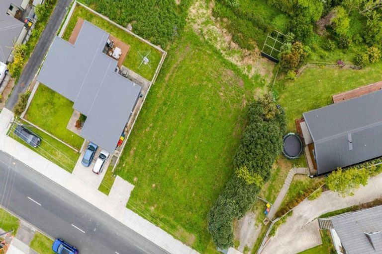 Photo of property in 117 Wairau Road, Oakura, 4314