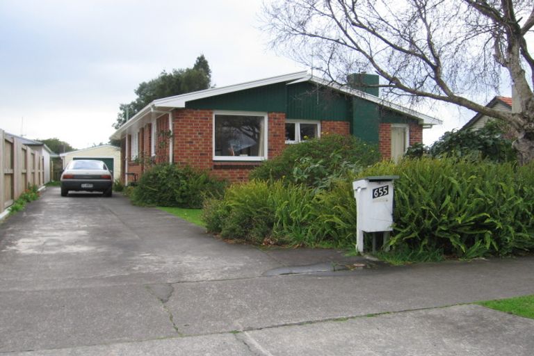 Photo of property in 655 Featherston Street, Roslyn, Palmerston North, 4414