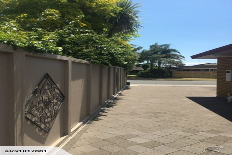 Photo of property in 12b Waitui Grove, Mount Maunganui, 3116