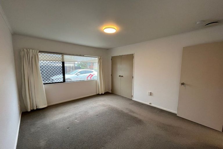 Photo of property in 2/16 Nogat Avenue, Papatoetoe, Auckland, 2024