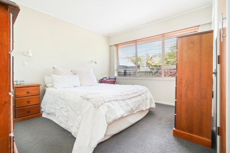 Photo of property in 28 Howell Avenue, Riverlea, Hamilton, 3216
