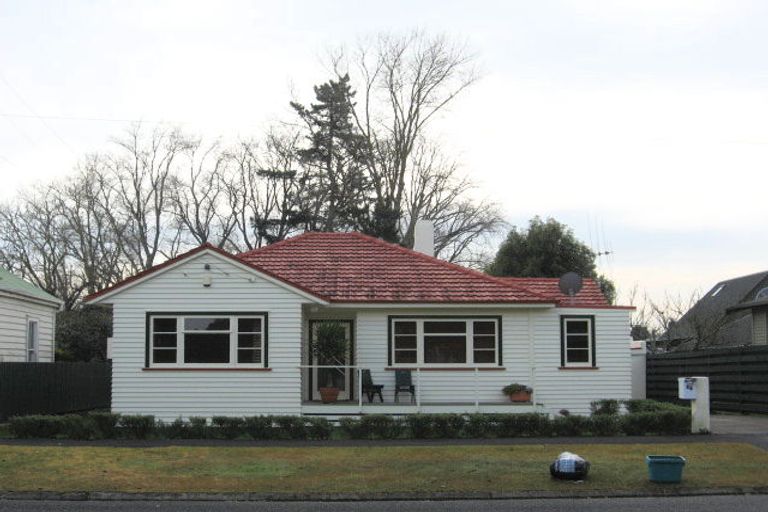 Photo of property in 27 Bettina Road, Fairfield, Hamilton, 3214