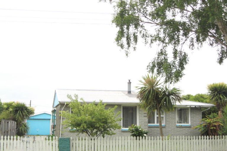Photo of property in 6 Carters Road, Aranui, Christchurch, 8061