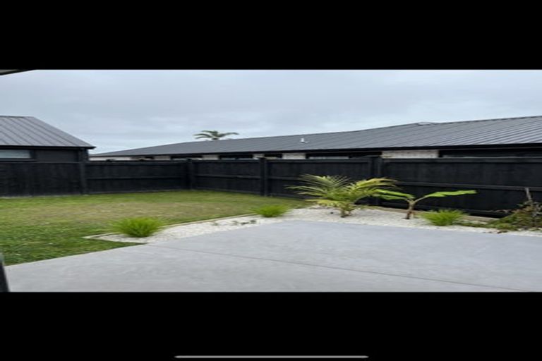 Photo of property in 19 Salers Lane, Papamoa, 3118