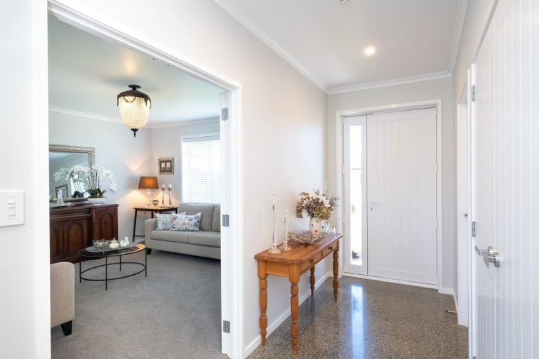 Photo of property in 19 Manapouri Street, Poraiti, Napier, 4112