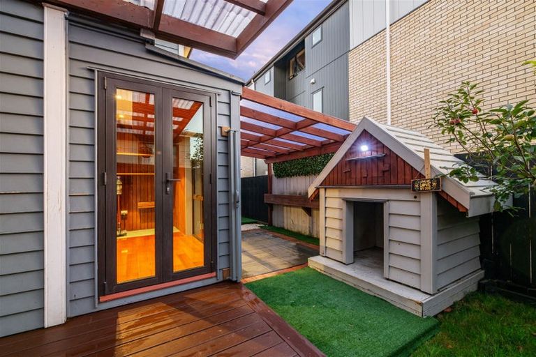 Photo of property in 13a Pomaria Road, Henderson, Auckland, 0610