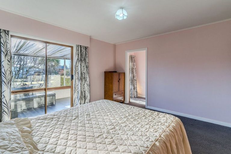 Photo of property in 17 Viscount Road, Waldronville, Dunedin, 9018