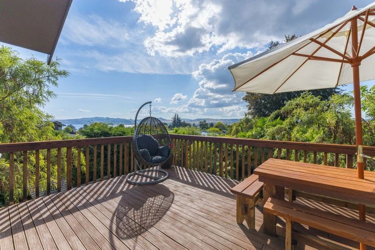 Photo of property in 9 Waihora Street, Taupo, 3330