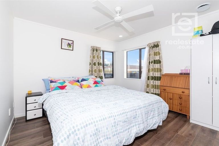 Photo of property in 3a Aotea Road, Glen Eden, Auckland, 0602