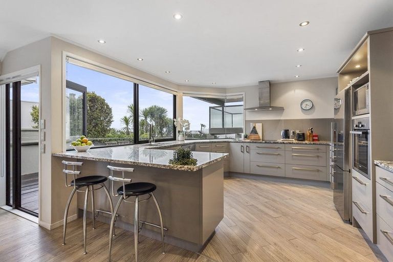 Photo of property in 28a Orchard Road, Waiake, Auckland, 0630