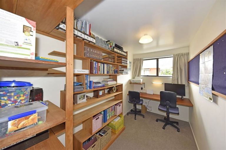 Photo of property in 11 Dalrye Place, Ilam, Christchurch, 8041
