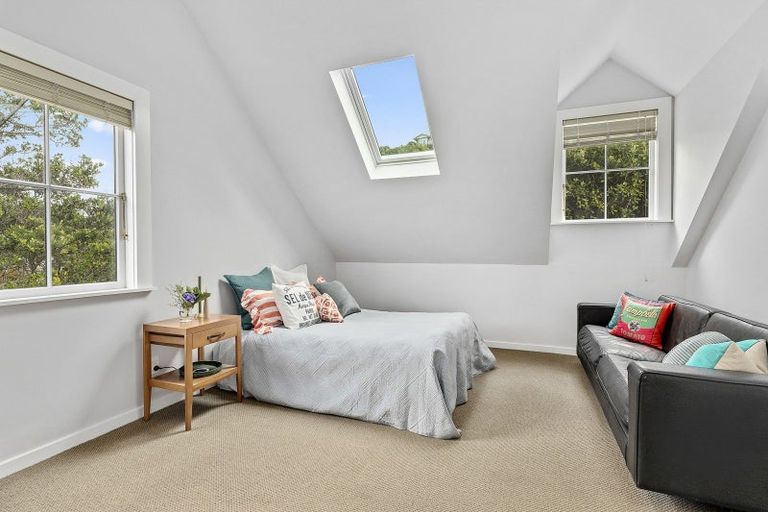 Photo of property in 20 Plunket Street, Kelburn, Wellington, 6012