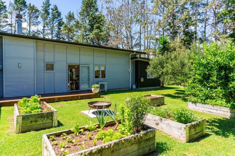 Photo of property in 379c Tara Road, Mangawhai, Kaiwaka, 0573
