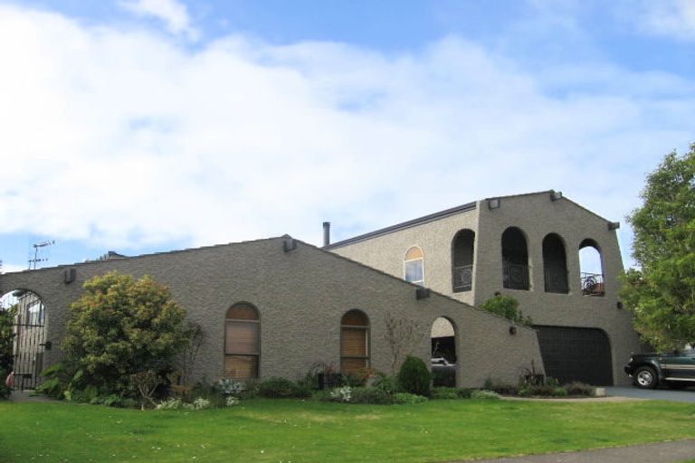 Photo of property in 381 Westminster Avenue, Tamatea, Napier, 4112