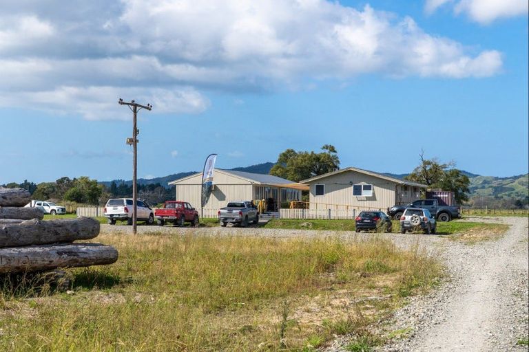Photo of property in 168 Te Araroa Road, Ruatoria, 4083