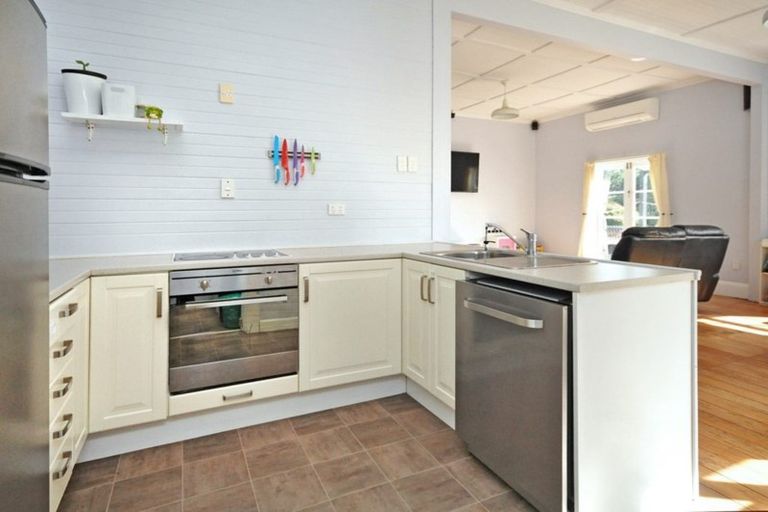 Photo of property in 23 View Road, Waiuku, 2123