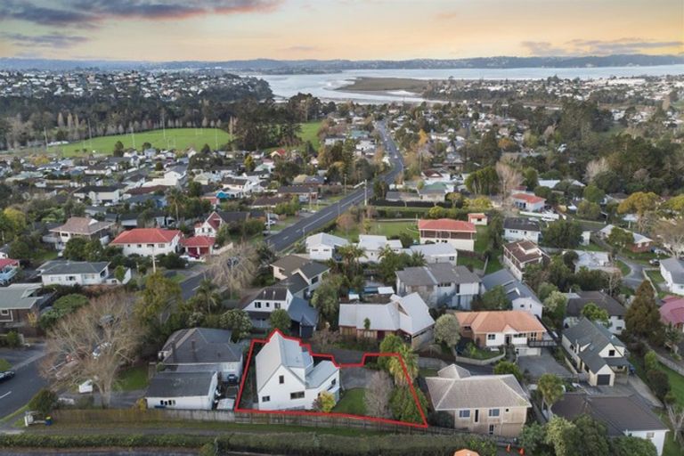 Photo of property in 251a Royal Road, Massey, Auckland, 0614