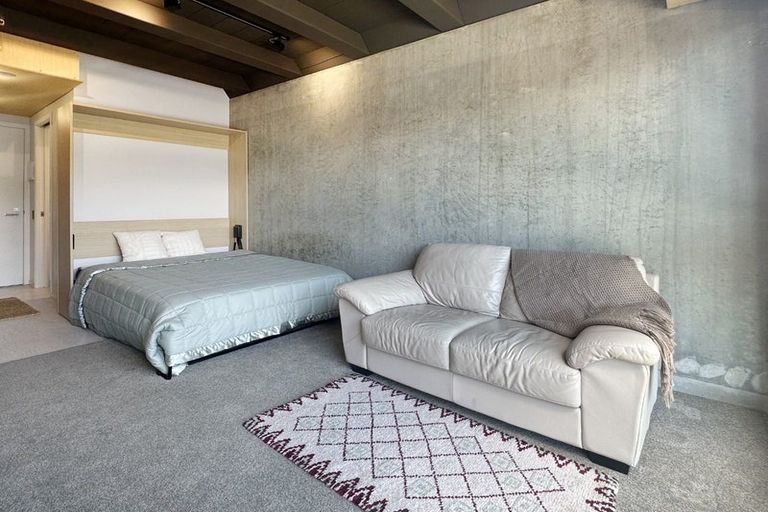 Photo of property in Vedado Apartments, 208/41 Hopper Street, Mount Cook, Wellington, 6011