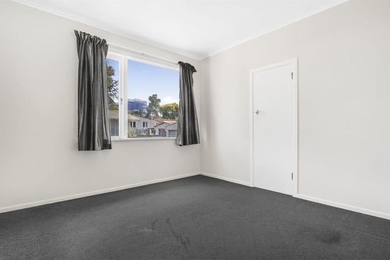 Photo of property in 116 St Georges Road, Avondale, Auckland, 0600