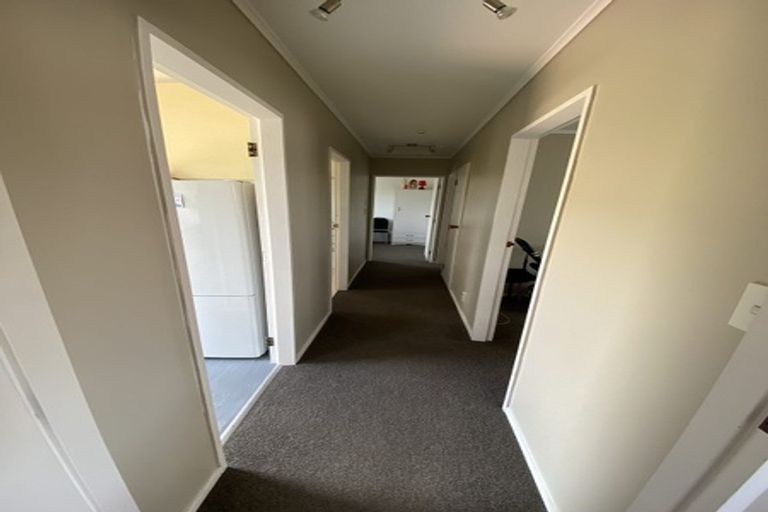 Photo of property in 41 Nassau Avenue, Grenada North, Wellington, 5028