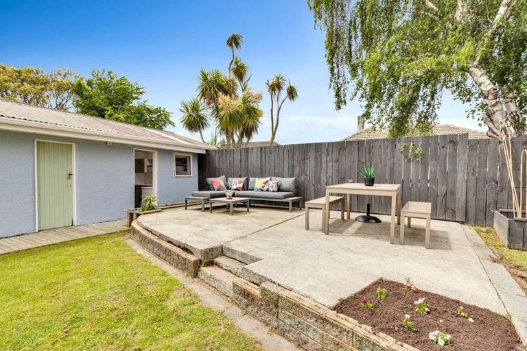Photo of property in 22 Nottingham Avenue, Awapuni, Palmerston North, 4412