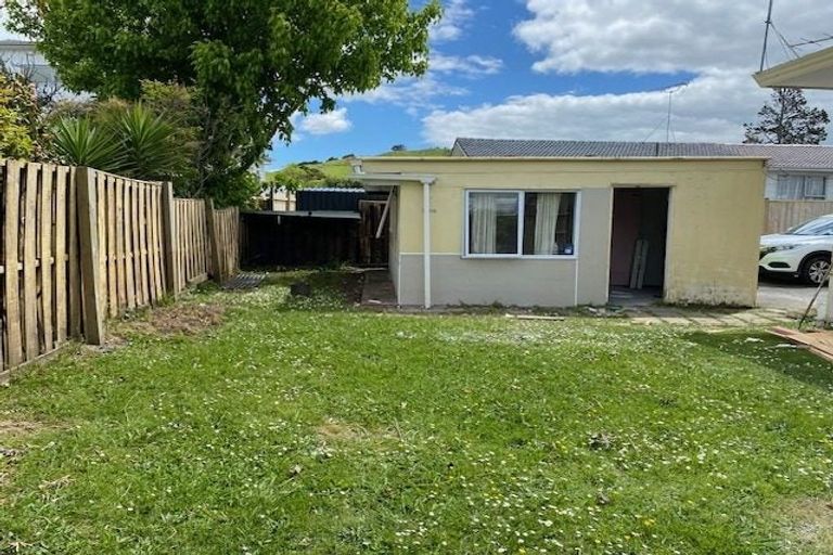 Photo of property in 2/139 Gills Road, Half Moon Bay, Auckland, 2014