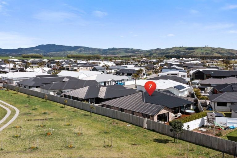 Photo of property in 7 Cotula Way, Papamoa Beach, Papamoa, 3118