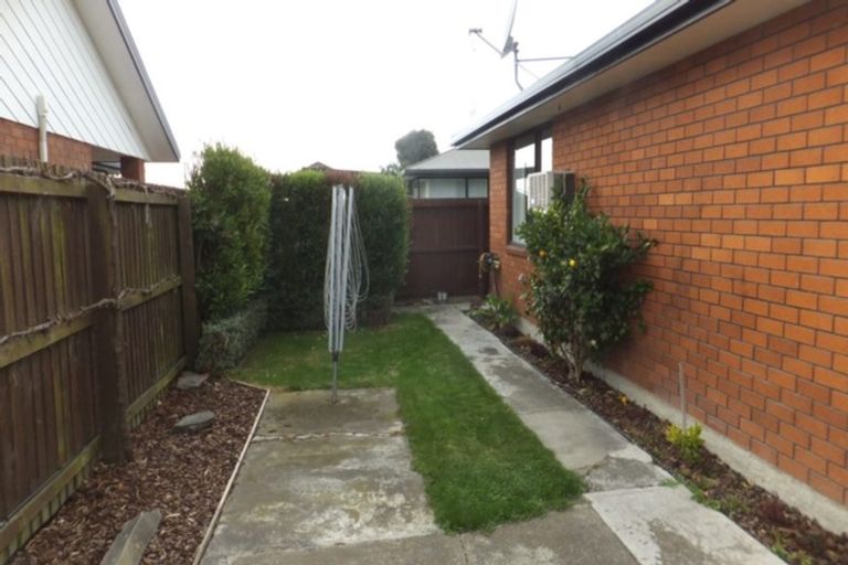Photo of property in 33 Brixton Street, Islington, Christchurch, 8042
