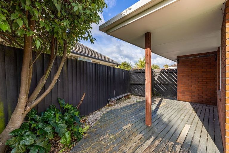 Photo of property in 2/12 Barclay Place, Burwood, Christchurch, 8061